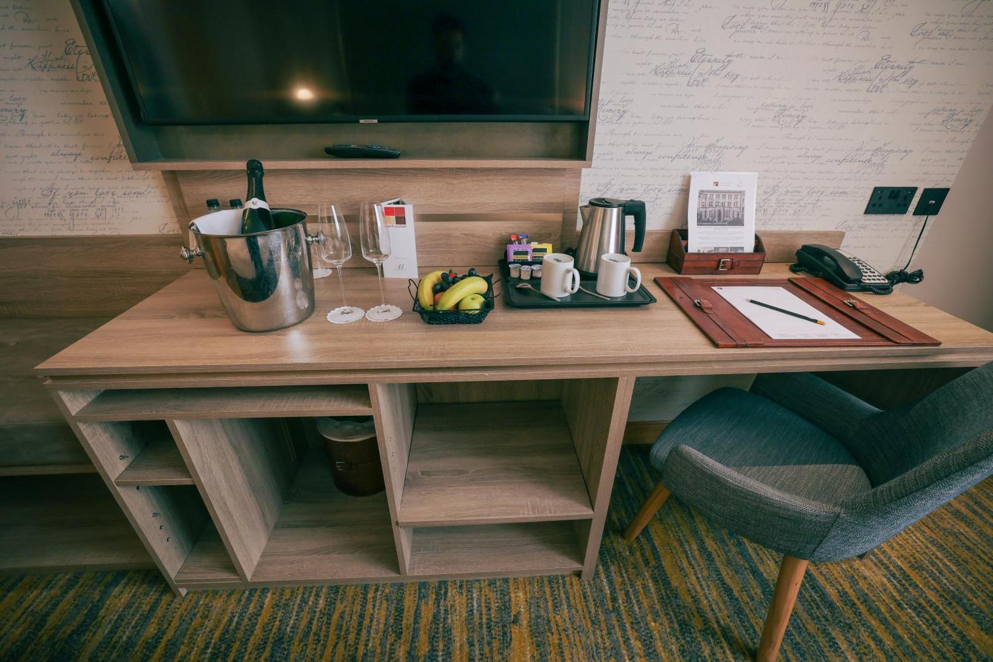 Courthouse Hotel 5*